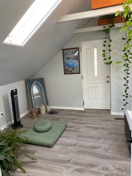 More Photos Of 1460 W Huron St, Chicago Apartments For Sale