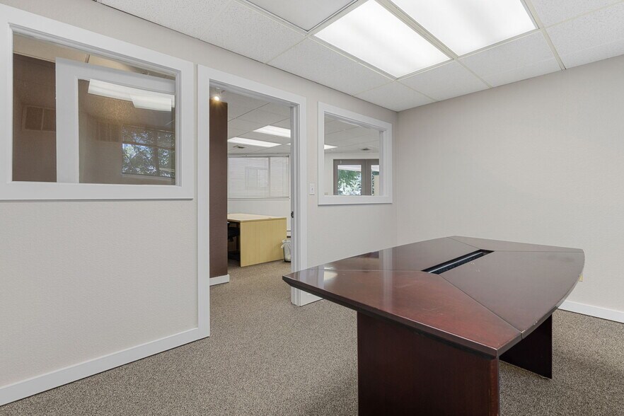 More Photos Of 1830 17th St, Boulder Office Residential For Sale