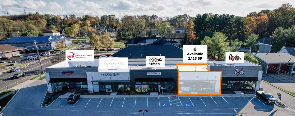 More Photos Of 9 S Main St, Munroe Falls Storefront Retail Office For Lease
