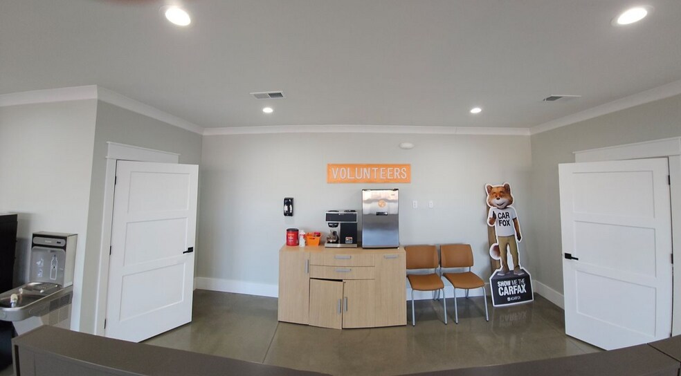 More Photos Of 1391 Murrays Chapel Rd, Sweetwater Showroom For Sale