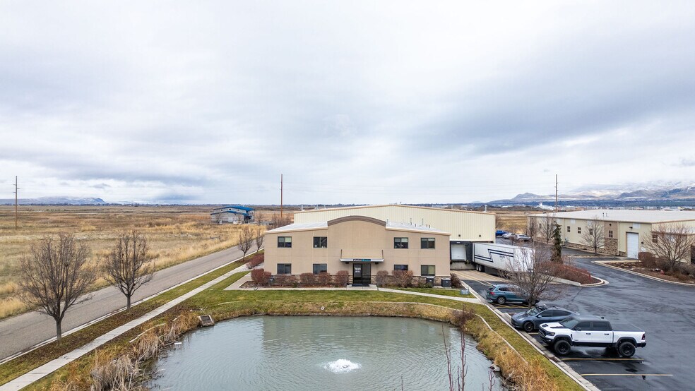 More Photos Of 1189 W 1700 N, Logan Warehouse For Lease