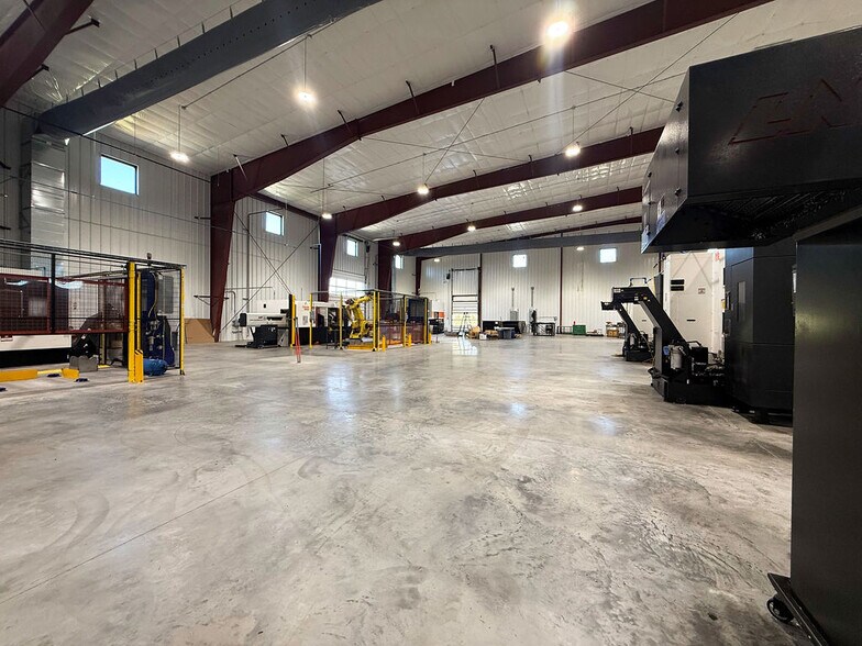 More Photos Of 8989 Weier Rd, Pevely Industrial For Sale