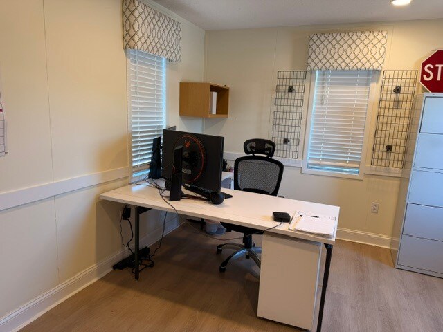 More Photos Of 98 Frelinghuysen Ave, Newark Hotel For Lease