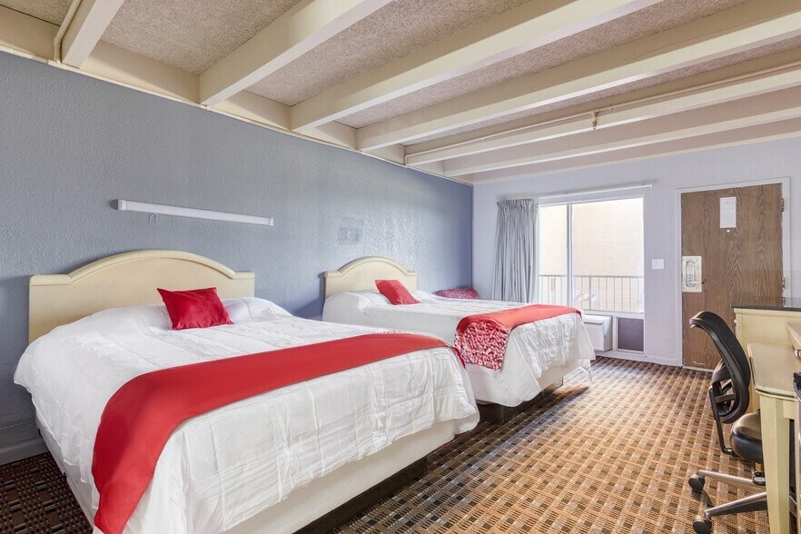 More Photos Of 5301 N Lincoln Blvd, Oklahoma City Hotel For Sale