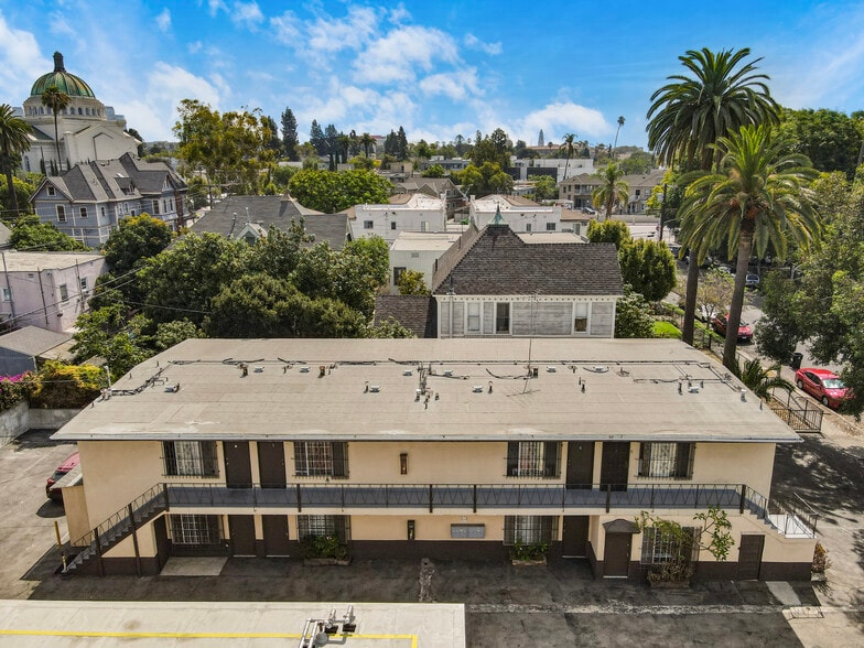 Primary Photo Of 1143 W 28th St, Los Angeles Multifamily For Sale