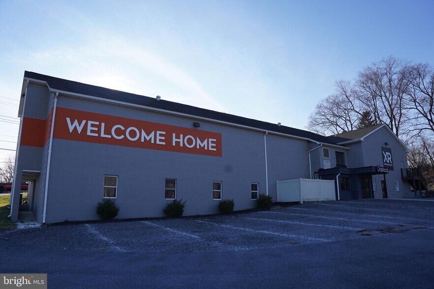 More Photos Of 7595 Martinsburg Pike, Shepherdstown Office For Sale