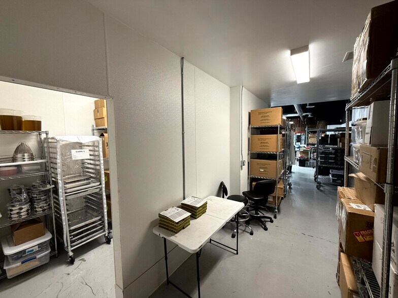 More Photos Of 1447 Santa Fe Ave, Long Beach Manufacturing For Sale