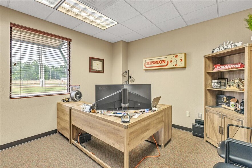 More Photos Of 304 S 29th St, Chickasha Medical For Sale