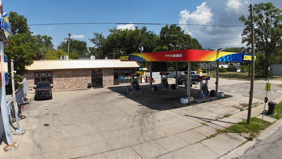 More Photos Of 8091 E Eight Mile Rd, Warren Freestanding For Sale