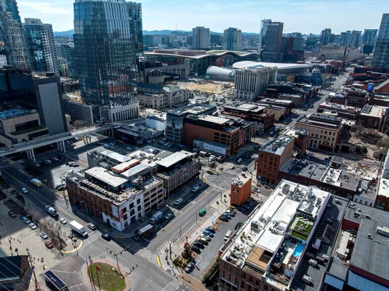 More Photos Of 111 Broadway, Nashville General Retail For Lease