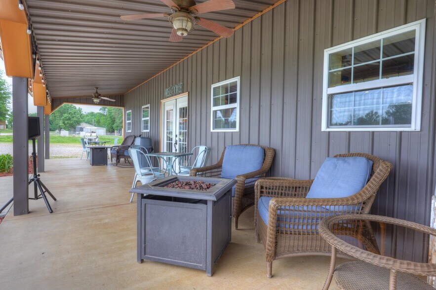 More Photos Of 25695 Mulberry Rd, Webb City Winery Vineyard For Sale