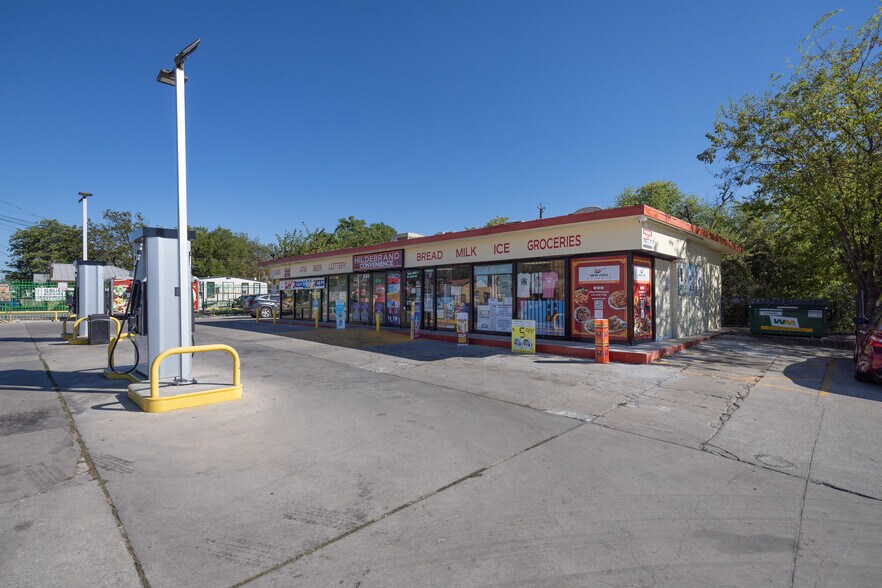 More Photos Of 628 W Hildebrand Ave, San Antonio Convenience Store For Sale