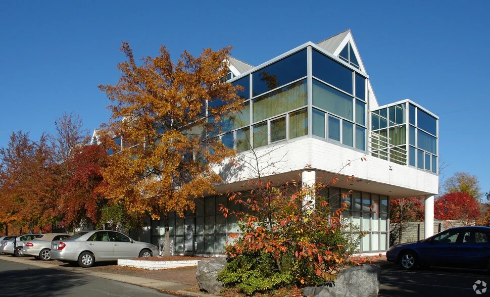 More Photos Of 1912 E NC Highway 54, Durham Medical For Lease