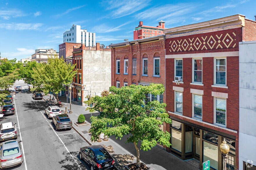More Photos Of 136 Washington St, Binghamton Multifamily For Sale