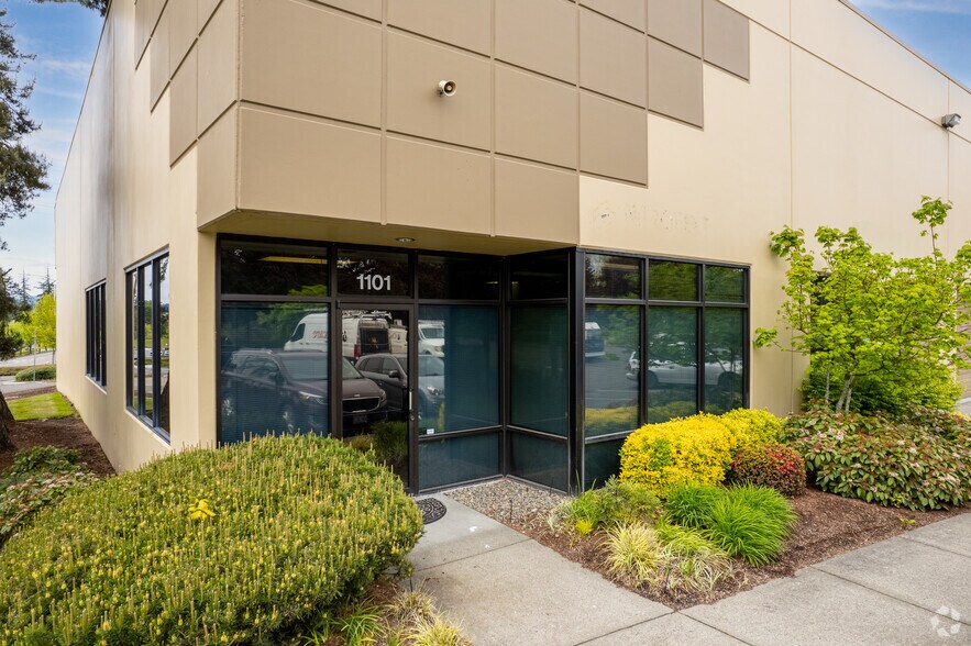 More Photos Of 27350 SW 95th Ave, Wilsonville Unknown For Lease