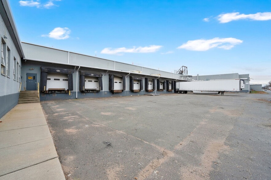 More Photos Of 241 Park Ave, East Hartford Manufacturing For Sale