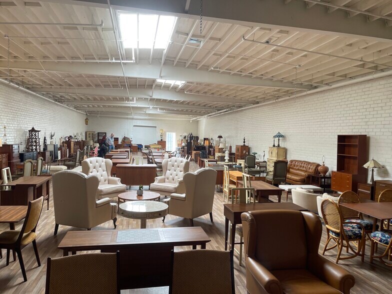 More Photos Of 3414 E Union Pacific Ave, Los Angeles Manufacturing For Sale