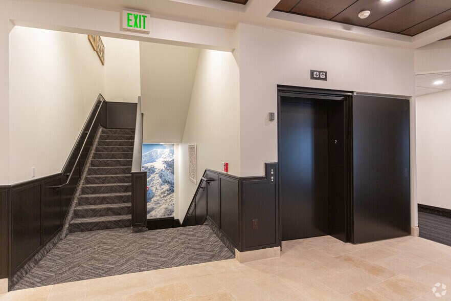 More Photos Of 6440 S Wasatch Blvd, Salt Lake City Office For Lease