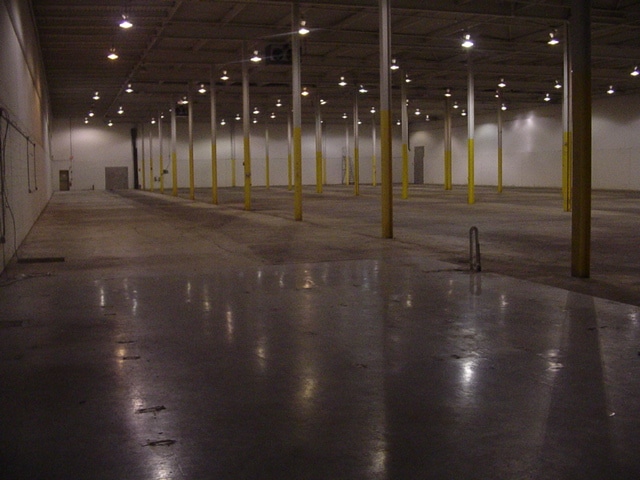More Photos Of 125 Old Gate Ln, Milford Distribution For Lease