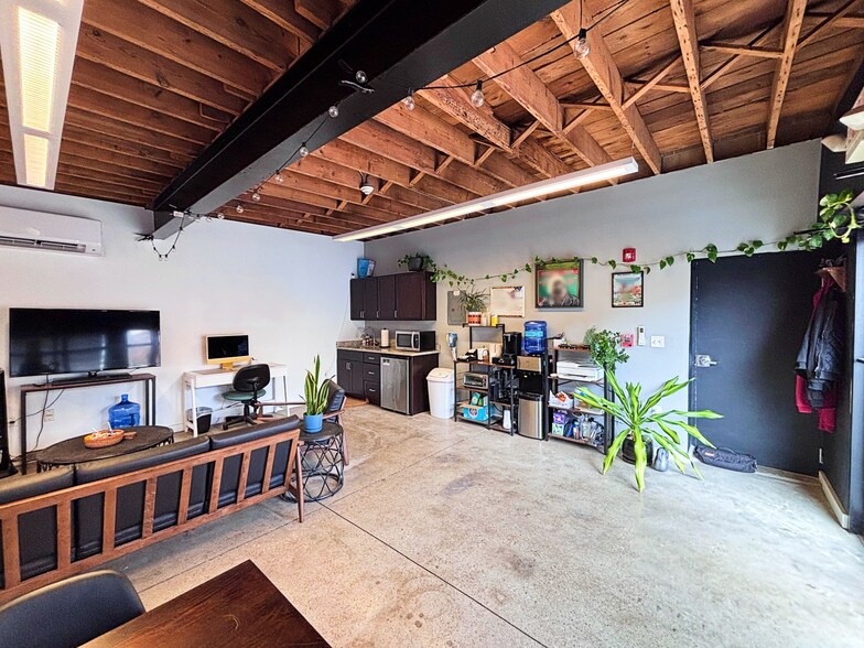 More Photos Of 31 E 5th Ave, Columbus Loft Creative Space For Lease