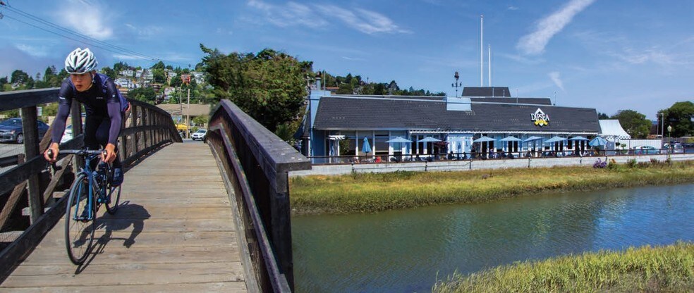 Primary Photo Of 200 Shoreline Hwy, Mill Valley Restaurant For Lease