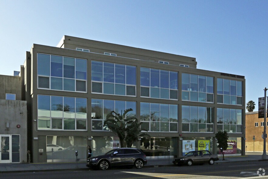 More Photos Of 8322 Beverly Blvd, Los Angeles Office For Lease