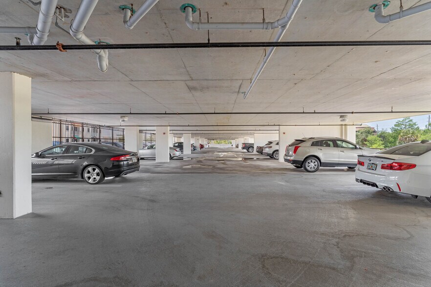 More Photos Of 111 E Monument Ave, Kissimmee Office For Lease