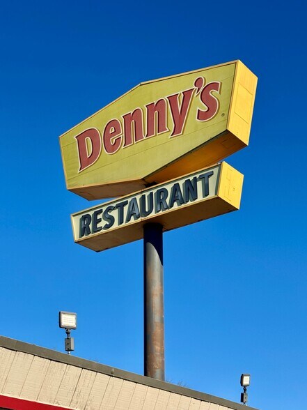 More Photos Of 48 Antelope Blvd, Red Bluff General Retail For Sale