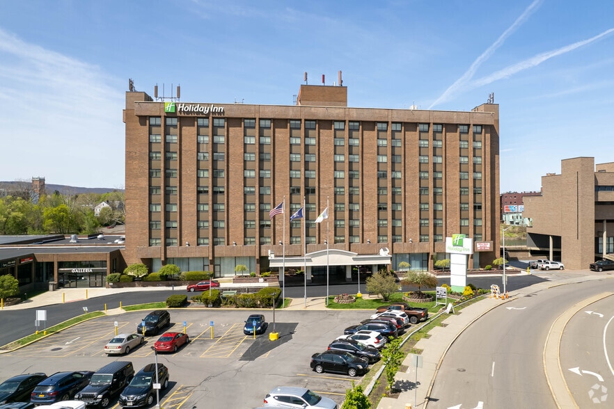 More Photos Of 2-8 Hawley St, Binghamton Hotel For Lease