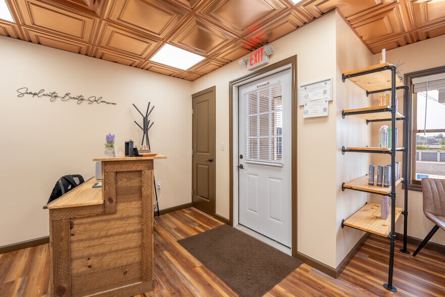 More Photos Of 106 E 1st Ave, Derry Freestanding For Sale