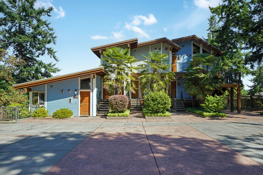 More Photos Of 118 Rainbow Rd, Salt Spring Island Land For Sale