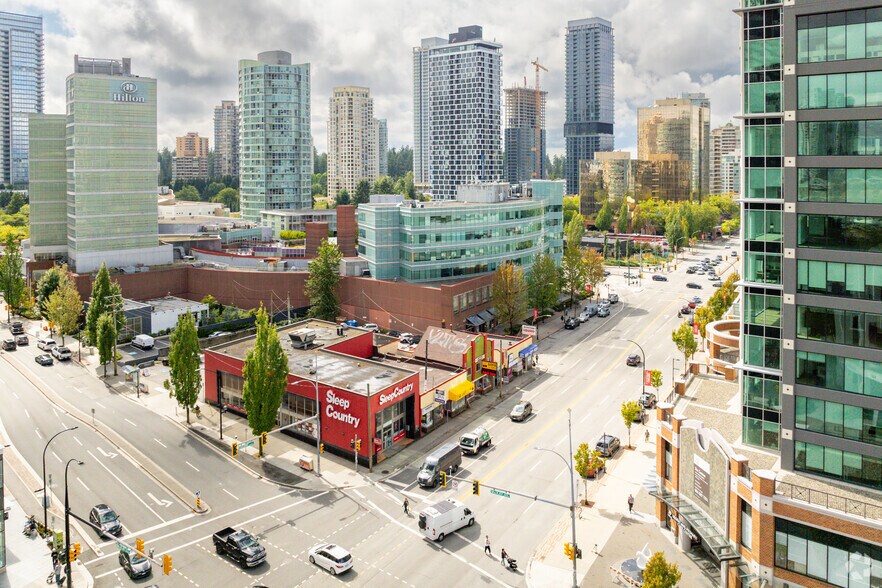 More Photos Of 4550 Kingsway, Burnaby General Retail For Sale