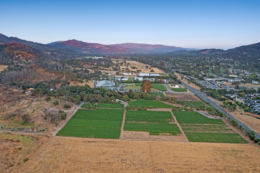 Primary Photo Of 125 Cristo Ln, Santa Rosa Specialty For Sale