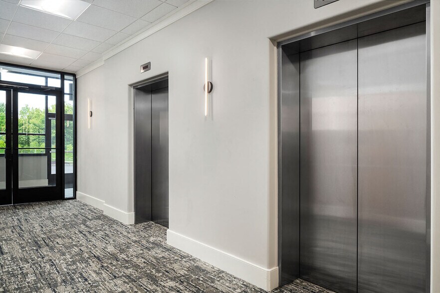 More Photos Of 1 Greenwich St, Stewartsville Medical For Lease