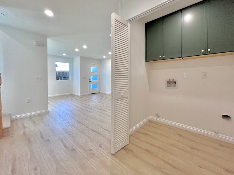More Photos Of 938 E Sandra Ave, Arcadia Apartments For Sale