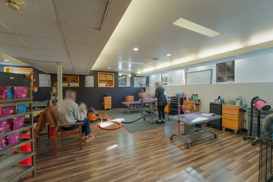 More Photos Of 4372 Post Rd, East Greenwich Office Residential For Sale