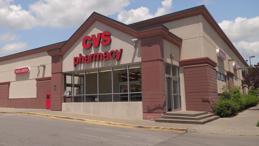 More Photos Of 2435 E Independence Ave, Kansas City Drugstore For Lease