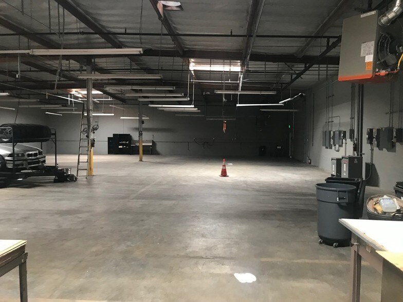 More Photos Of 2446 Pratt Ave, Hayward Warehouse For Sale