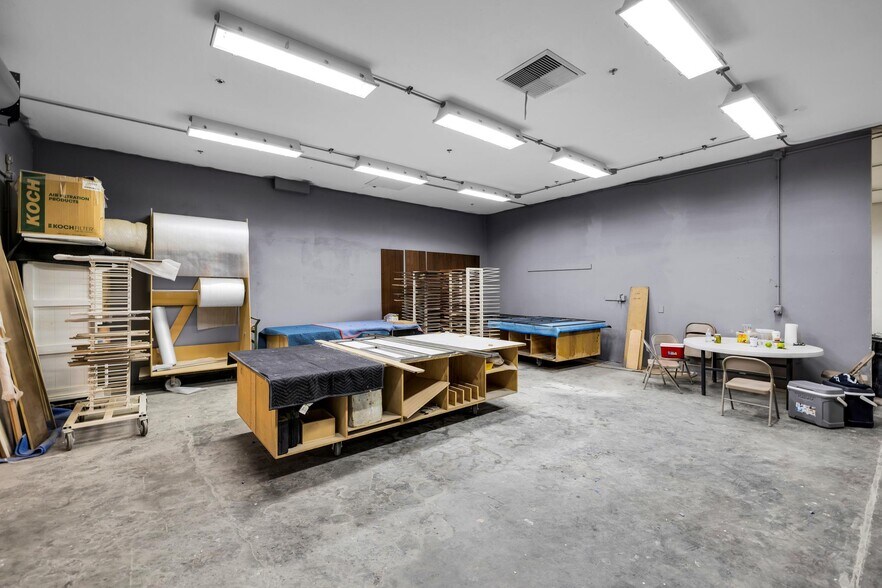 More Photos Of 54465 29 Palms Highway, Yucca Valley Warehouse For Sale