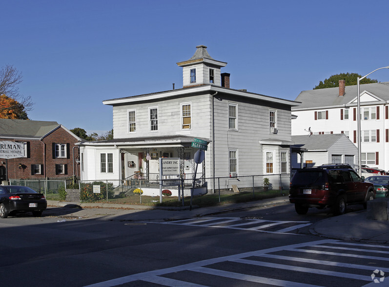 Primary Photo Of 1022 Main St, Worcester Office For Sale