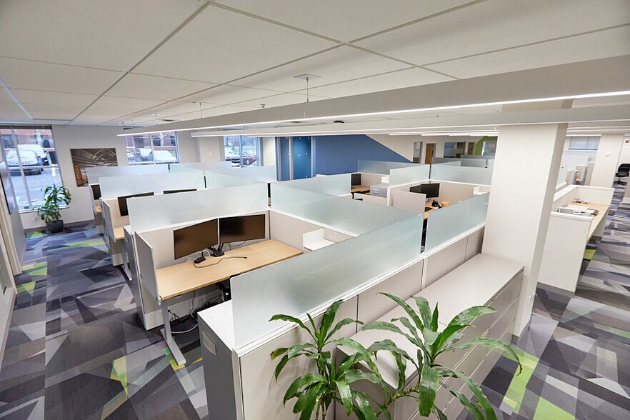 More Photos Of 800 Waterfront Dr, Pittsburgh Office For Lease