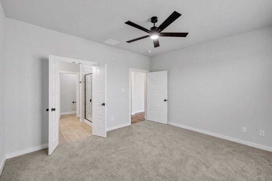 More Photos Of 4059 Clovis St, Midlothian Multifamily For Sale