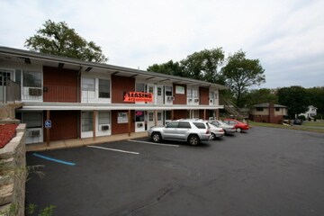 More Photos Of 937 Beaver Grade Rd, Coraopolis Office For Lease