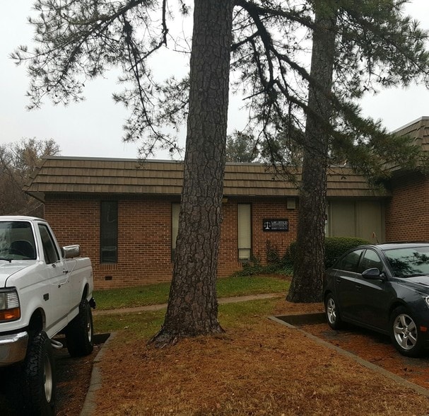 More Photos Of 7834 Forest Hill Ave, Richmond Medical For Sale