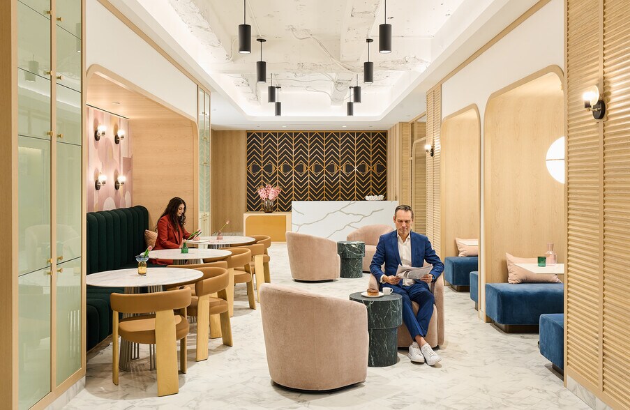 More Photos Of 745 Fifth Ave, New York Coworking Space