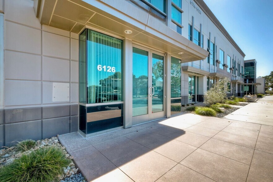 More Photos Of 6126 Innovation Way, Carlsbad Research And Development For Sale