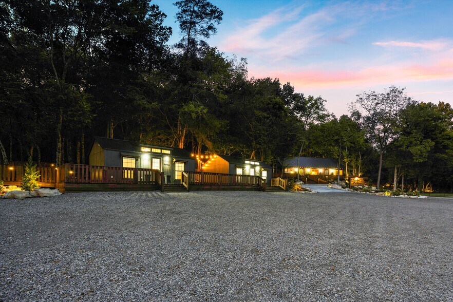 More Photos Of 4201 Pleasant Valley Rd, Union Grove Restaurant For Sale
