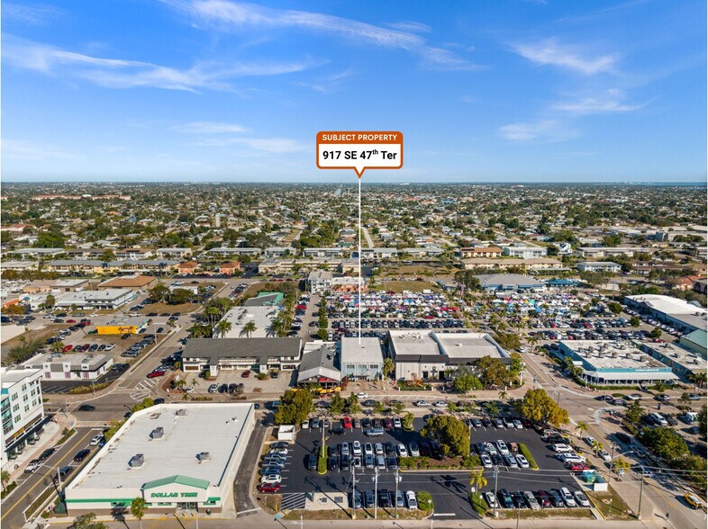 More Photos Of 917 SE 47th Ter, Cape Coral Restaurant For Sale