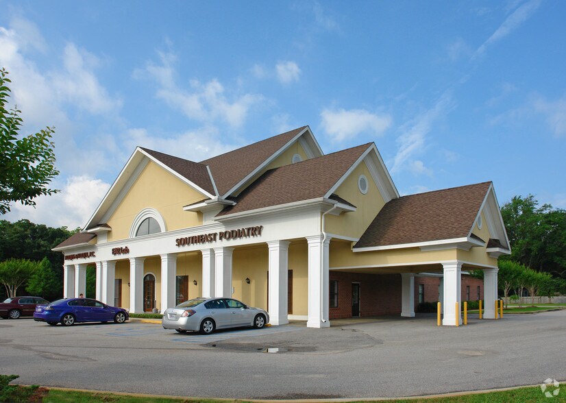 More Photos Of 23937 Us-98, Fairhope Office For Lease