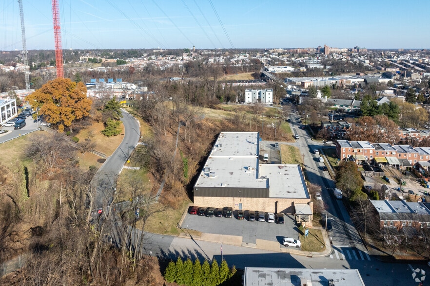More Photos Of 3701 Malden Ave, Baltimore Light Manufacturing For Lease